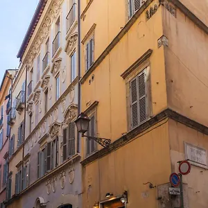 Domus Lupae -live In The Heart Of Apartment Rome